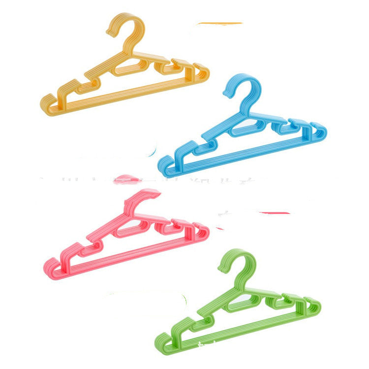 Fashion Plastic Black Clothes Hanger